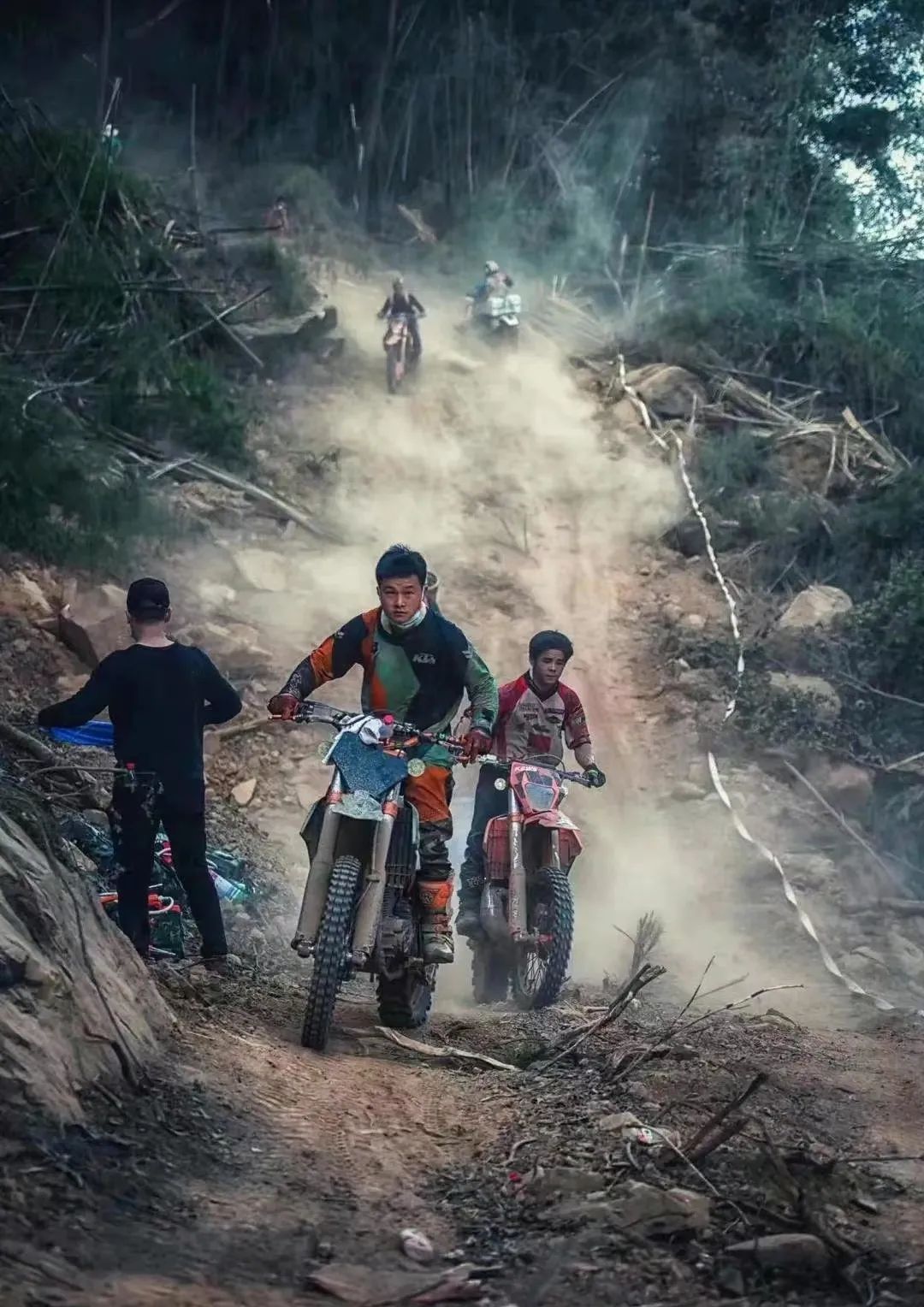 1669190310180061.jpg 5.jpg